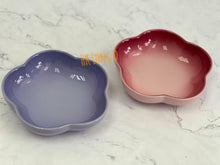 Load image into Gallery viewer, Le Creuset Flower Dish 16cm 小花碟
