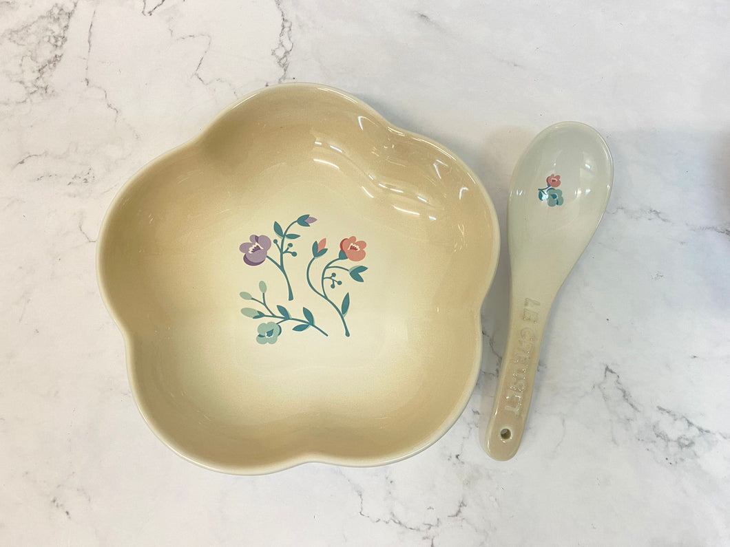Le Creuset Petite Fleur Flower Dish with Spoon Set 16cm (Meringue)